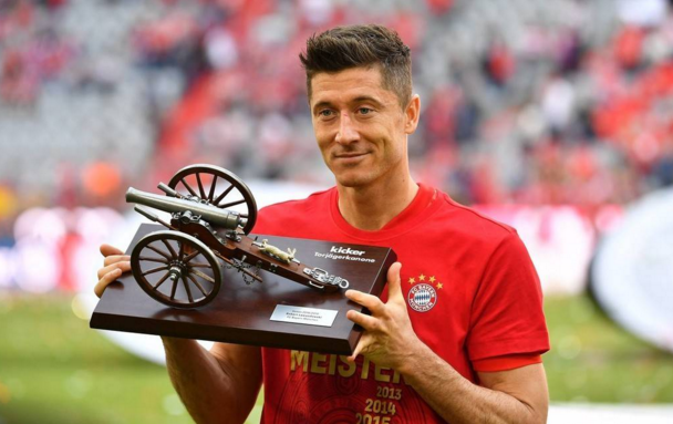 ayx sports-今晚突围战来临；广州队围绕德甲防线松动；话题不断；赛程密集仍需轮换的简单介绍-ayx sports